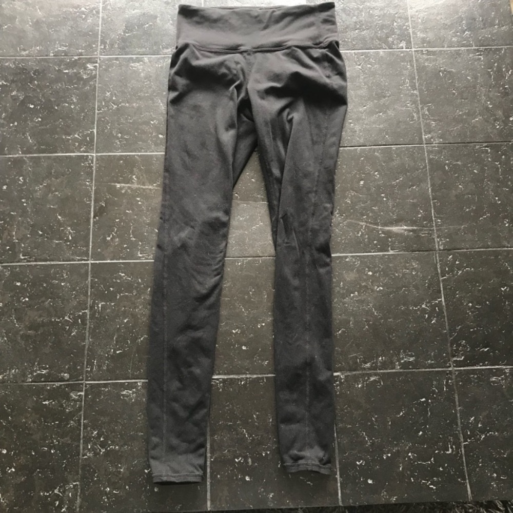 Plain Black Athleta Leggings Size XS